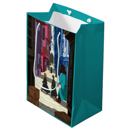 Hermione, HARRY POTTER™, & Hagrid in Diagon Alley Medium Cadeauzakje (Voorkant Gekanteld)