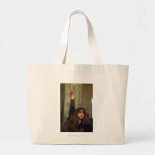 Hermione steekt haar hand op grote tote bag