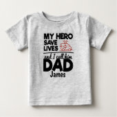 Hero Dad Personalized Ambulance Baby T-Shirt (Voorkant)