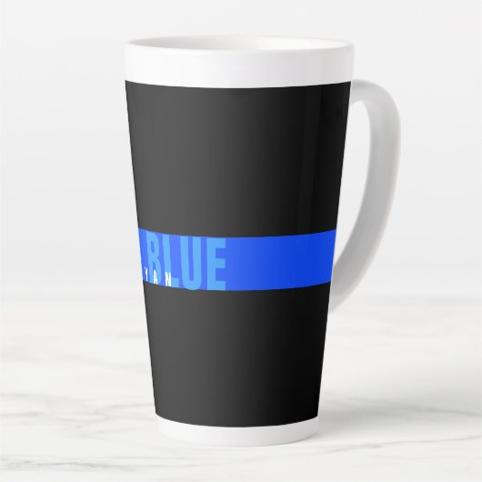 Hero in blauw politie met blauwlijnmonogram latte mok (Rechterhoek)
