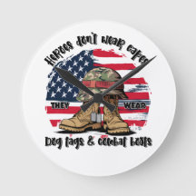 Heroes - Ze Draag hondentags en gevechtslaarzen