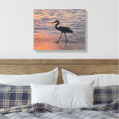 Heron op vroege ochtend wandeling canvas afdruk (Insitu (Slaapkamer))