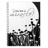 Herstelwonder, zwart en wit notitieboek (Voorkant)