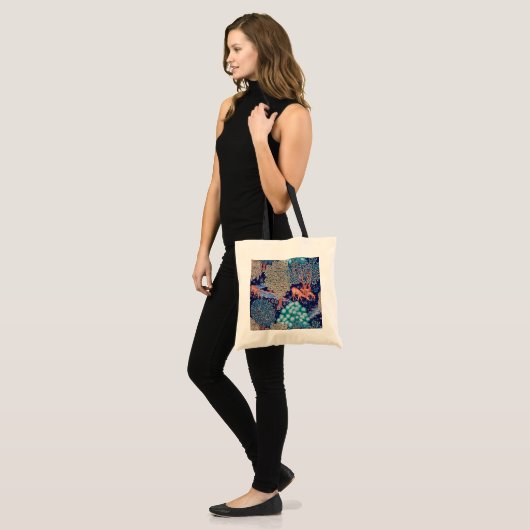 Herten in het bos, William Morris Tote Bag (Voorkant (model))