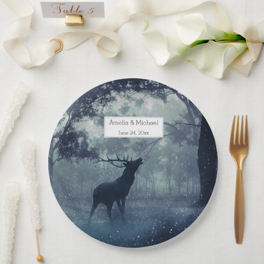 Herten met gewei in een schaduwrijk bos - bruiloft papieren bordje (Huwelijk)