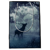 Herten met gewei in een schaduwrijk bos medium cadeauzakje (Voorkant)