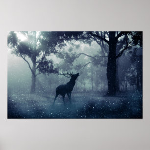Herten met gewei in een schaduwrijk bos poster