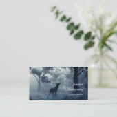 Herten met gewei in een schaduwrijk bos visitekaartje (Staand voorkant)