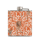 Herten op decoratief eiken damast patroon in donke heupfles (Achterkant)