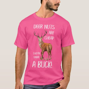Hertennoten zijn goedkoop, ze zijn onder een bok o t-shirt