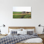 Het 16e-eeuwse klooster en Clos de Vougeot Canvas Afdruk (Insitu (Slaapkamer))