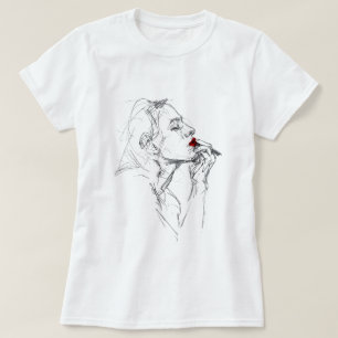 Het aanbrengen van rode lippenstift t-shirt