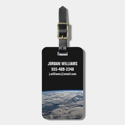 Het aardoppervlak boven een bewolkt Western Austra Bagagelabel (Voorkant verticaal)