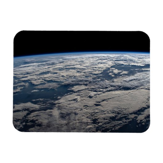 Het aardoppervlak boven een bewolkt Western Austra Magneet (Horizontaal)