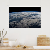 Het aardoppervlak boven een bewolkt Western Austra Poster (Keuken)