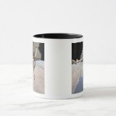 Het achterste gedeelte van de gesloten ruimtepende mok (Midden)