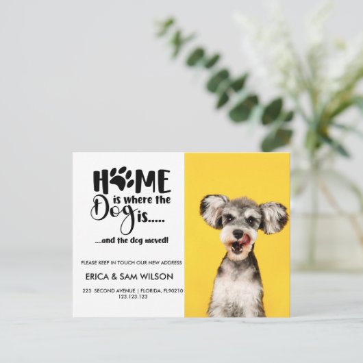 Het adres dat we thuis hebben verplaatst, is honde aankondigingskaart (Staand voorkant)