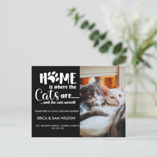 Het adres dat we thuis hebben verplaatst is kat aankondigingskaart (Staand voorkant)