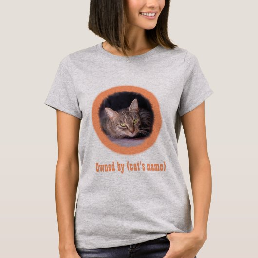 Het afbeelding en de naam van je kat. t-shirt (Voorkant)