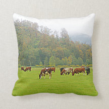 Het afbeelding van uw boerderij bij het werpen kus