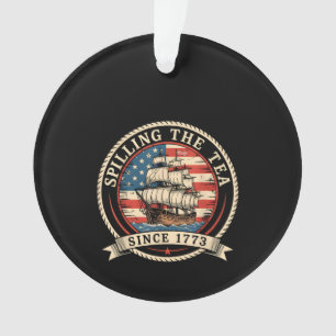 Het afstaan van de thee sinds 1773, grappig 4 juli ornament