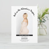 Het Afstuderen begint met de aankondiging (Staand voorkant)