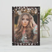 Het Afstuderen van de Foto van het Afstudeerder va Aankondiging (Staand voorkant)