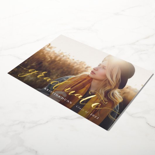 Het Afstuderen van het manuscript 2 zijdelings Fot Folie Uitnodiging (Gedraaid)