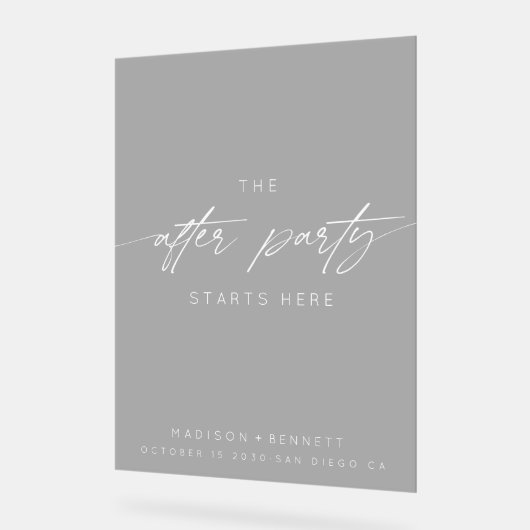 Het afterparty begint hier met een witte bruiloft acryl bord (Hoek)