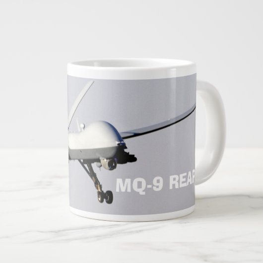 Het algemene atomaire MQ-9 Reaper Grote Koffiekop (Voorkant rechts)