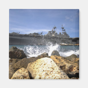 Het amfibieschip USS Kearsarge Magneet