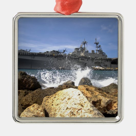 Het amfibieschip USS Kearsarge Metalen Ornament (Voorkant)