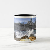 Het amfibieschip USS Kearsarge Tweekleurige Koffiemok (Center)