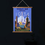 Het  Art Deco Chicago 1934 World's Fair Poster Hangend Wandkleed<br><div class="desc">Ik vond dit mooie Vintage Chicago 1934 World's Fair Poster en dacht dat het een geweldige briefkaart zou maken. Ook beschikbaar als kunstdruk.</div>