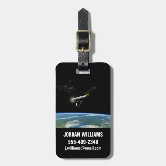 Het Atlas V541 lanceervoertuig in een baan om de a Bagagelabel (Voorkant verticaal)