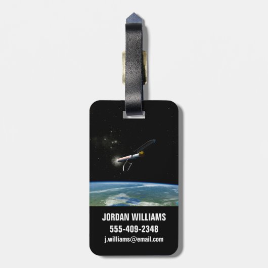 Het Atlas V541 lanceervoertuig in een baan om de a Bagagelabel (Achterkant verticaal)