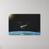 Het Atlas V541 lanceervoertuig in een baan om de a Canvas Afdruk (Voorkant)