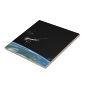 Het Atlas V541 lanceervoertuig in een baan om de a Tegeltje (Zijkant)