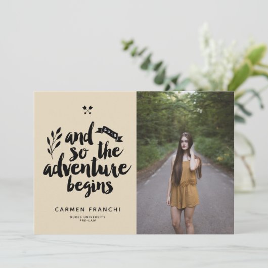 Het avontuur begint Afstuderen Aankondiging (Staand voorkant)