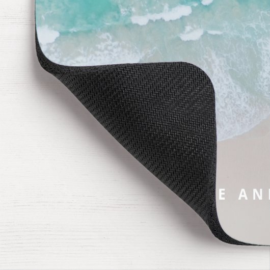 Het avontuur begint met modern kleurrijk muismat (Hoek)