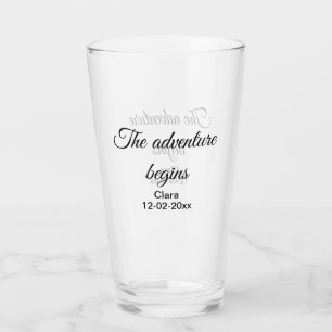 Het avontuur begint voeg naam datum jaar plaats to glas