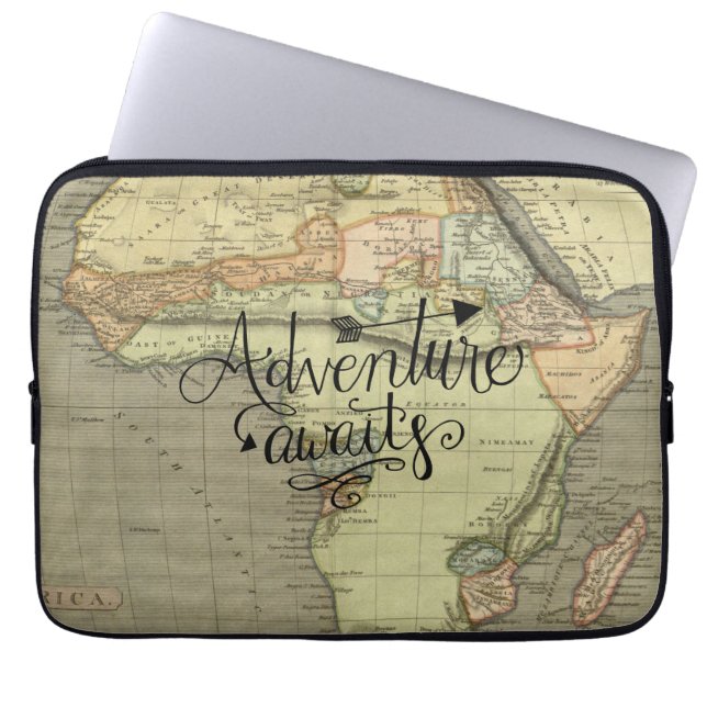 Het avontuur wacht Oude Wereldkaart Laptop Sleeve (Voorkant)
