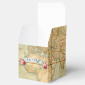 Het avontuur wacht  Rozen van de Wereldkaart af Bedankdoosjes (Geopend)