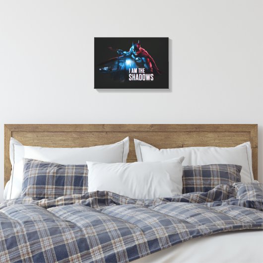 Het Batman-personage-logo - ik ben de schaduwen Canvas Afdruk (Insitu (Slaapkamer))