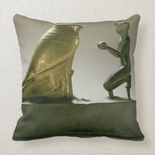 Het beeld van koning Taharqa dat de valk-god aanbi Kussen