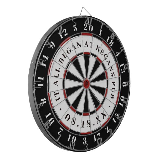 Het begon allemaal | Vastgestelde datum zwart wit  Dartbord (Voorkant Links)