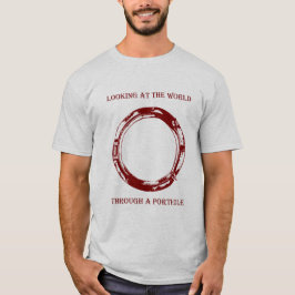 Het bekijken door een porthole één kleurenshirt t-shirt