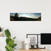 Het bekijken van de reeks van de Zon Poster (Thuiskantoor)