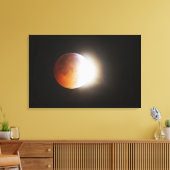 Het benaderen van de Totale Verduistering van de M Canvas Afdruk (Insitu (Woonkamer))