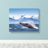 Het bereiken van de hoefjeswalvis in Alaska Canvas Afdruk (Insitu (Houten vloer))
